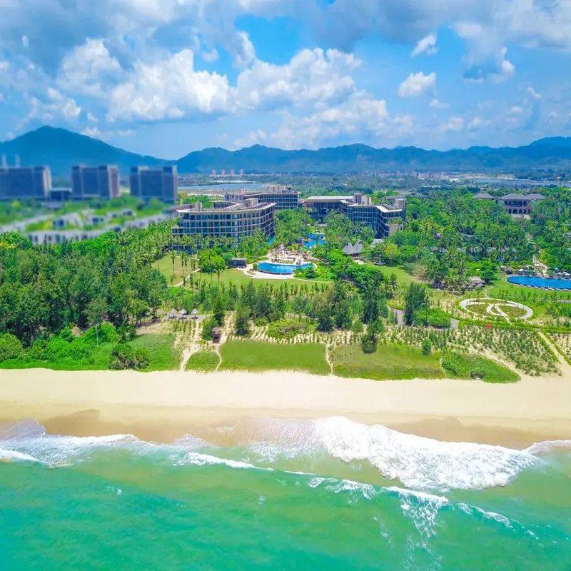 三亚海棠湾万达嘉华度假酒店2- 3晚+双早+火锅套餐/自助晚餐+旅拍服务