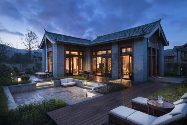 丽江金茂隐逸酒店·凯悦臻选+木府门票 2天1晚 - 定制游预订