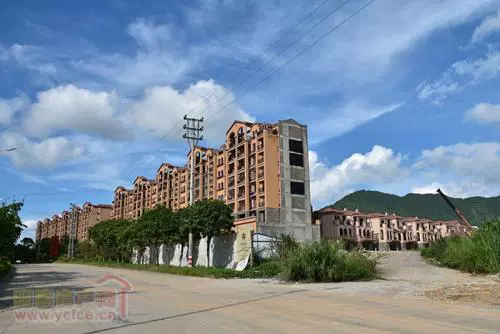 嘉定城中汇龙潭公园