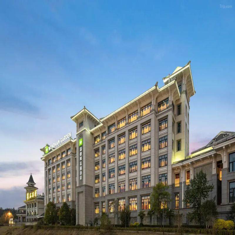 武夷山温德姆花园酒店| 豪华房+印象大红袍或九曲溪门票3天2晚 - 定制游预订