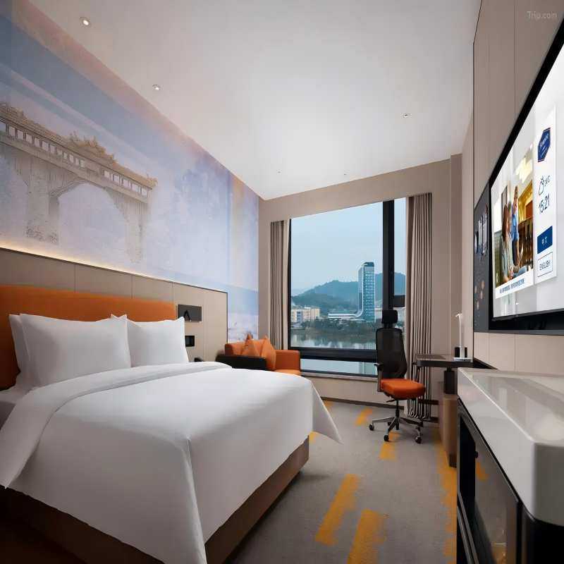 元旦春节假期可定 福建宁德自由行1-5日 宁德锂电小镇希尔顿欢朋 1晚2日 可选其他酒店