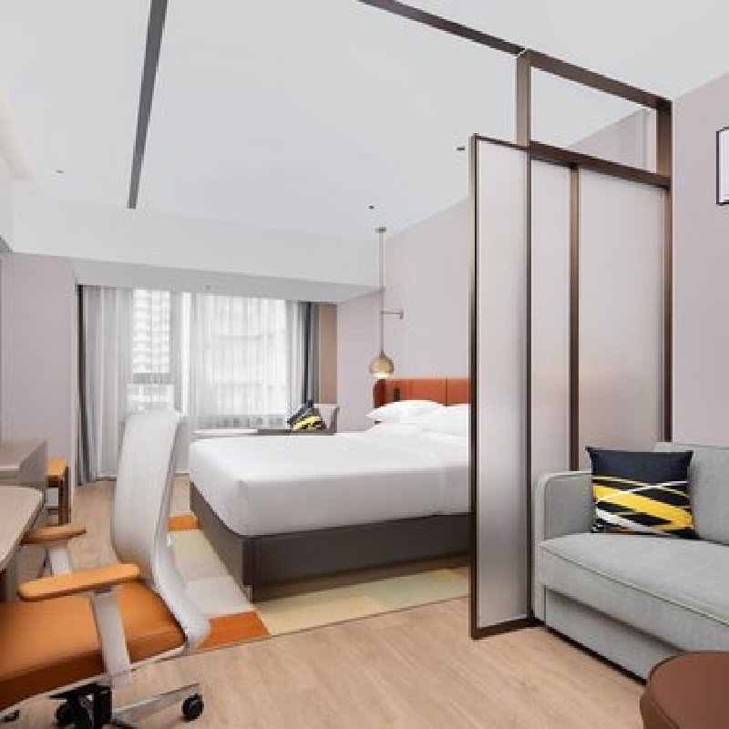 D2天1晚西安市钟楼南门希尔顿惠庭酒店自由行+大雁塔文化休闲景区门票单人酒景套餐