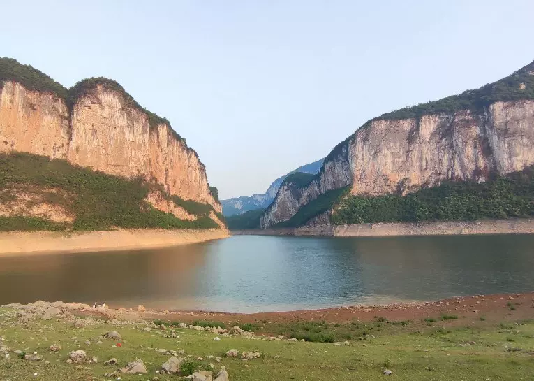 鸭池河图片