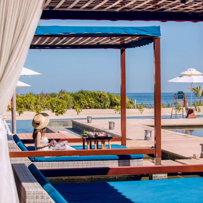 金茂三亚亚龙湾丽卡尔顿+玩乐+礼遇酒店2-3晚亚龙湾套餐亲子旅拍