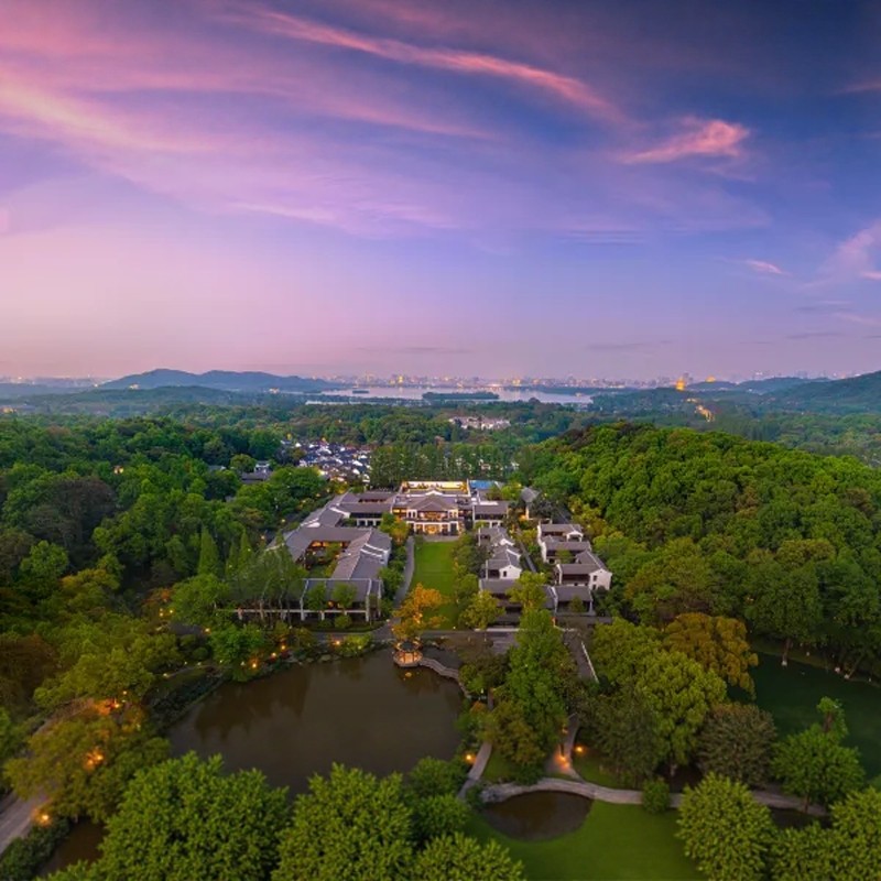 【隐秘在西湖的宝藏酒店】杭州4天3晚高奢自由行 杭州雅谷泉山庄+西溪国家湿地公园门票 - 定制游预订