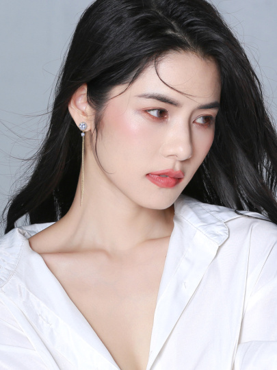 Yalangoch kollej qizlari peeping