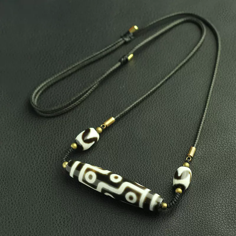 ☆虎牙三眼天珠☆ 瑪瑙製 吊墜 根付 裝身具 風水開運