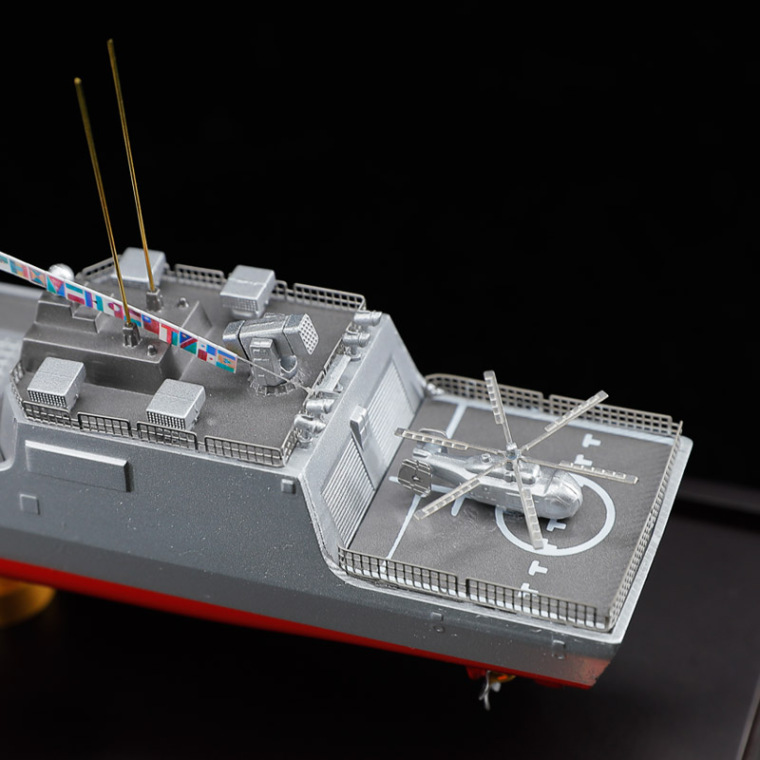 055 large guided missile destroyer 1 500 warship alloy