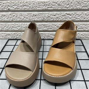 
Broken-size sandals for women in summer new genuine leather thick-soled fish mouth versatile retro handmade Velcro Roman women's shoes