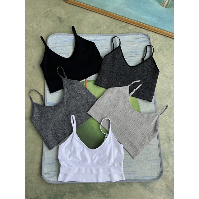 Not participating (round neck style) Multi-color simple and beautiful back camisole that can be worn outside and built in one piece