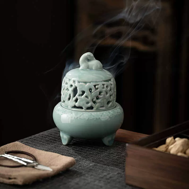 宋式陶瓷三足吉祥小鹿盘香炉创意复古客厅摆件沉香禅意