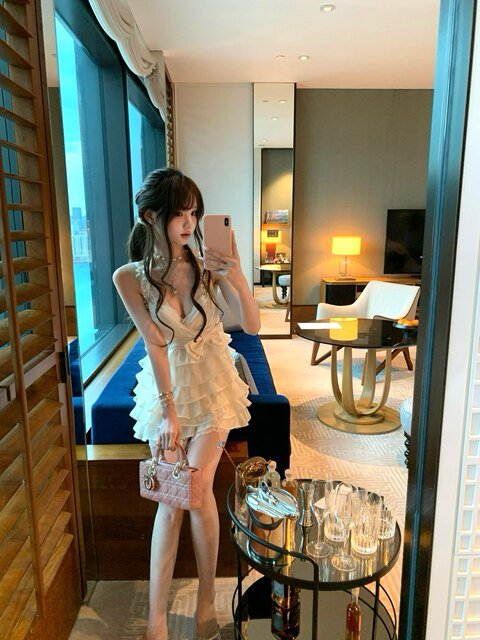 Your hot halo lala ancient daughter / Japanese-style vacation halter dress cake hanger skirt