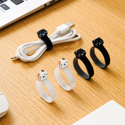 Three-dimensional cat cable manager, a data cable storage artifact