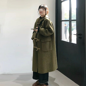 
High-end green hooded tweed coat for women's mid-length autumn and winter Japanese small horn button tweed coat