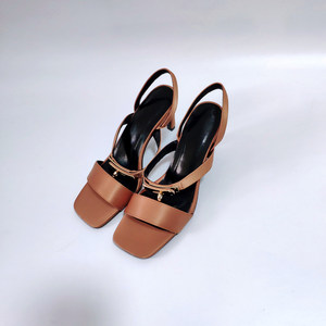 
Real shot of fashion sandals, off-size women's shoes, open-toe sexy stilettos, elegant temperament, summer high heels