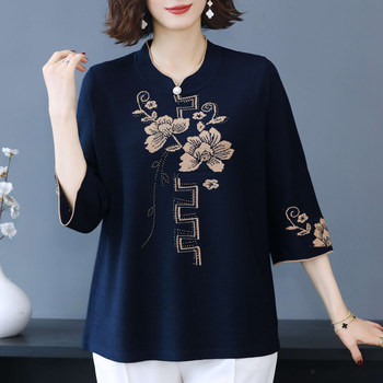 T -shirt mulberry silk embroidery, loose, covered with seven -point sleeve
