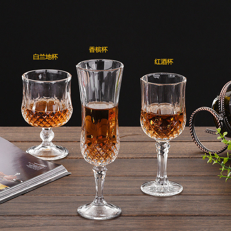 スリーカラッツ クリスタルワイングラス - ヨーロッパ風彫刻ガラス