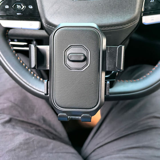 
Steering wheel mobile phone holder car horizontal and vertical screen 360 degree portable 2025 new style mobile phone holder for picking up babies and others