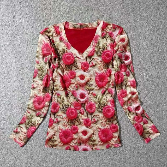Fashionable V-neck new Chinese mesh T-shirt for women long-sleeved early spring year of zodiac new red base shirt silk top
