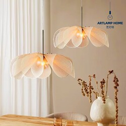 French-Style Medieval Restaurant Petal Chandelier, Cream Wabi-Sabi Style Guesthouse Tea Room Bedroom Living Room Creative and Unique Atmosphere Lamp