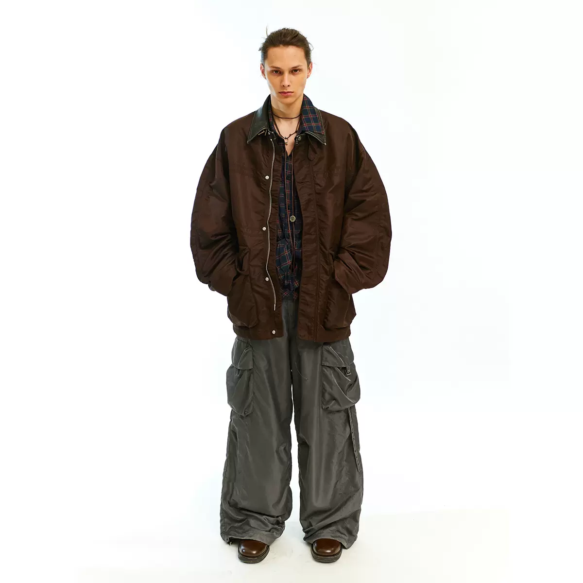 NeverSeez 拼接結構褶花磁吸扣休閒運動夾克Sports Jacket-Taobao 