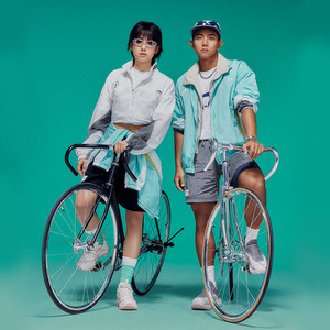 
China Li Ning'In my name 2024 Zhengrong color matching series men and women same sports jacket AFDUC13-B