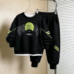 Boys' Sweatshirt Set Spring Outfit 2026 New Style for Older Children, Spring and Autumn Casual Clothes, Boys' Cool Street Fashion
