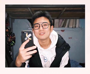 
Xiaohongshu same style glasses frame literary youth square frame anti-blue light glasses student versatile retro flat glasses frame