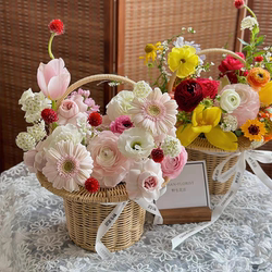 Tin Hat-Shaped Rattan Flower Basket, Flower Arrangement, Imitation Rattan Hand-Held Basket, Hand-Woven Mother's Day Gift, Floral Art Materials, Wicker Weaving