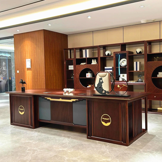 
New Chinese style solid wood boss desk, modern and simple CEO desk, high-end executive desk, executive desk