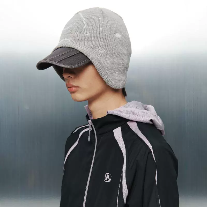 代购sansangear SPIKE EAR FLAP BEANIE 印花遮耳针织帽