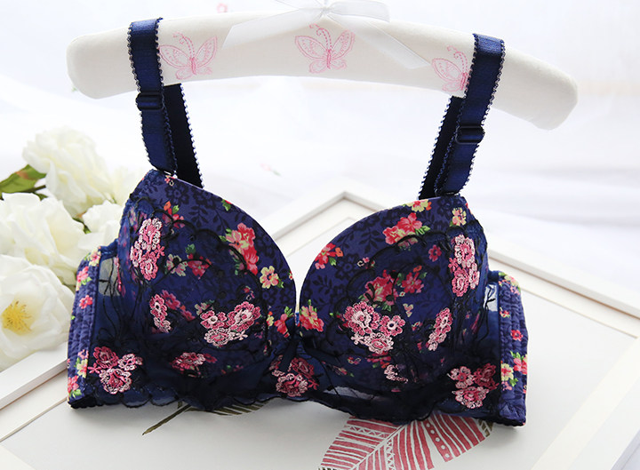 蕾丝花朵刺绣聚拢文胸套装内裤内裤加厚小胸罩聚拢调整型秋冬