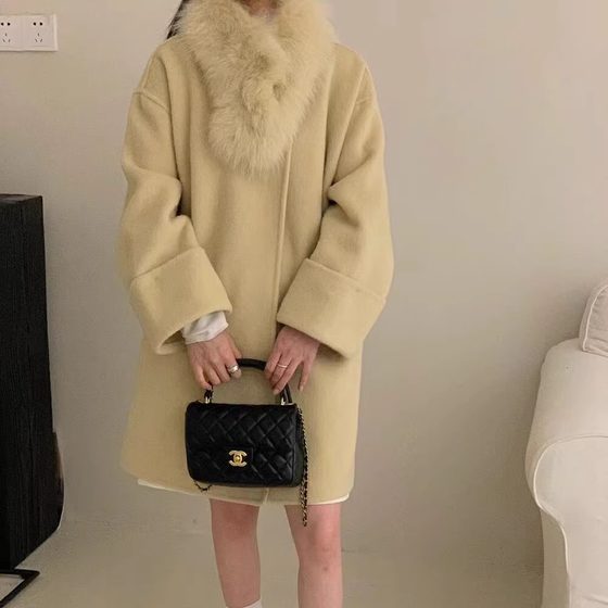 
2025 autumn and winter new high-end double-sided cashmere coat women's mid-length small woolen fur coat short