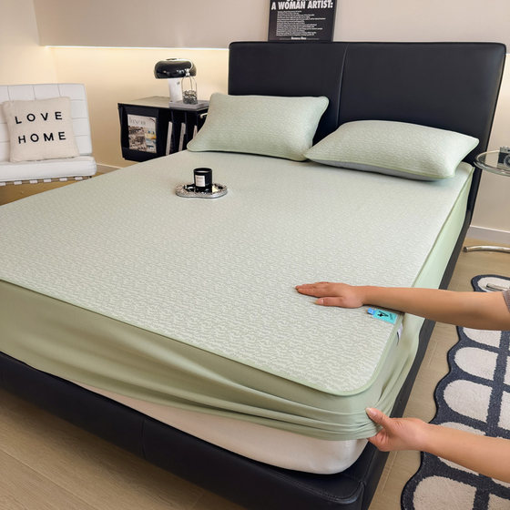 
Class A mother and baby grade ice silk cool mat three-piece set of air-conditioning soft mat 2025 new bed mat and covers can be machine washed