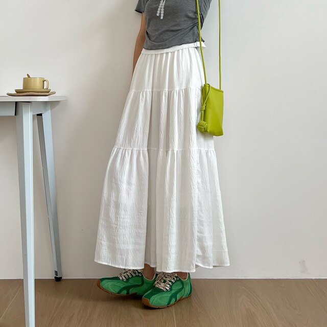 
Real shot of commuting temperament drooping skirt slightly wrinkled texture splicing cake skirt 2025A letter skirt umbrella skirt