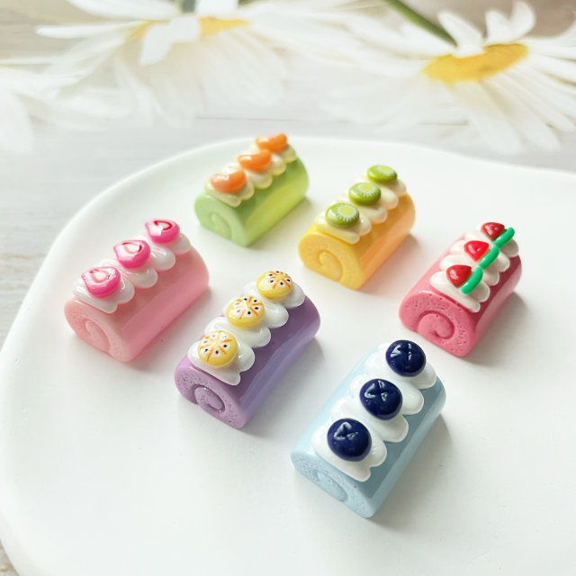 Stereo cake fruit Swiss rolling scarf Children's DIY accessories cartoon resin handmade ornament decoration
