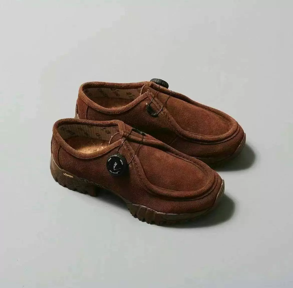 订购PLAYGROUND pg knock 2 防水V底休闲免系鞋带皮鞋-Taobao