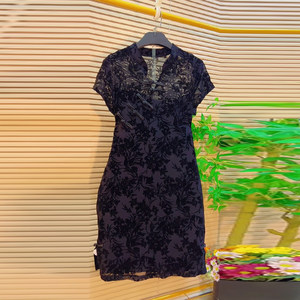 
Added fat stand-up collar swing plate button flower lace cheongsam skirt large size women's French retro style slim dress