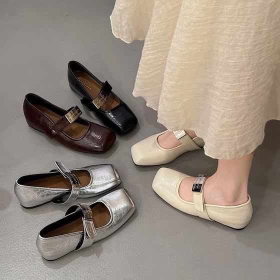 Light mouth single shoes for women early spring 2025 new French evening breeze one-belt heightened Mary Zhen shoes for women grandma shoes
