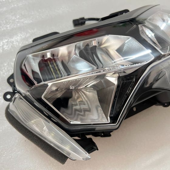 
Kawasaki Z900 original headlight