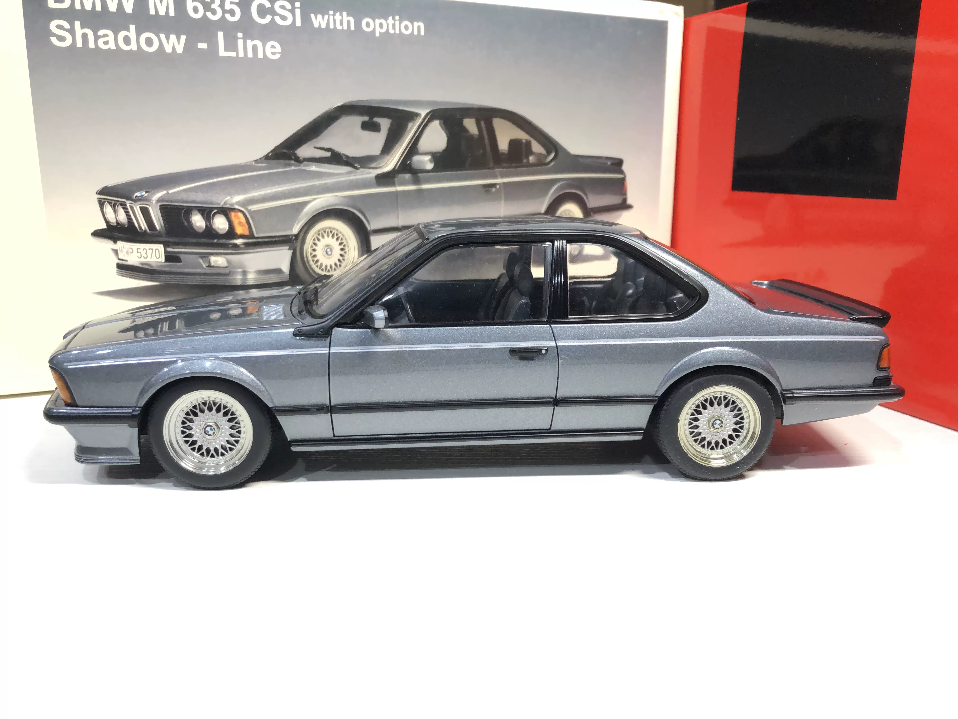 奧拓Autoart 1:18 BMW M6/M635 E24 Shadow-line 特別版槍灰色-Taobao