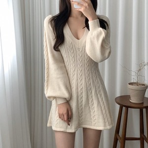 Autumn and winter women's Korean version of the new hair V -neck sweater A -line skirt lanterns long -sleeved waist knitted dress
