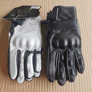 
Brand new touch screen sheepskin four-season motorcycle riding gloves genuine leather touch screen four-season motorcycle rider gloves anti-fall