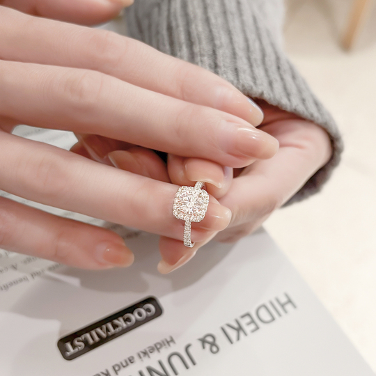 ブリリアンカット　ダイヤpt950 PT950 プレイズ プリンセスカット ダイヤモンド エタニティタイプ