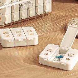 Ultra-Mini Pill Box for Seven Days a Week, Suitable for Elderly People with Forgetfulness, Portable, Divided into Three Meals a Day, Can Be Carried with You, Sealed and Light-Proof Box