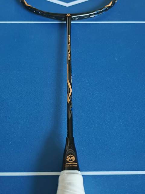 JMG breaks 5.8s badminton racket ultra -fine middle rod elasticity full ...