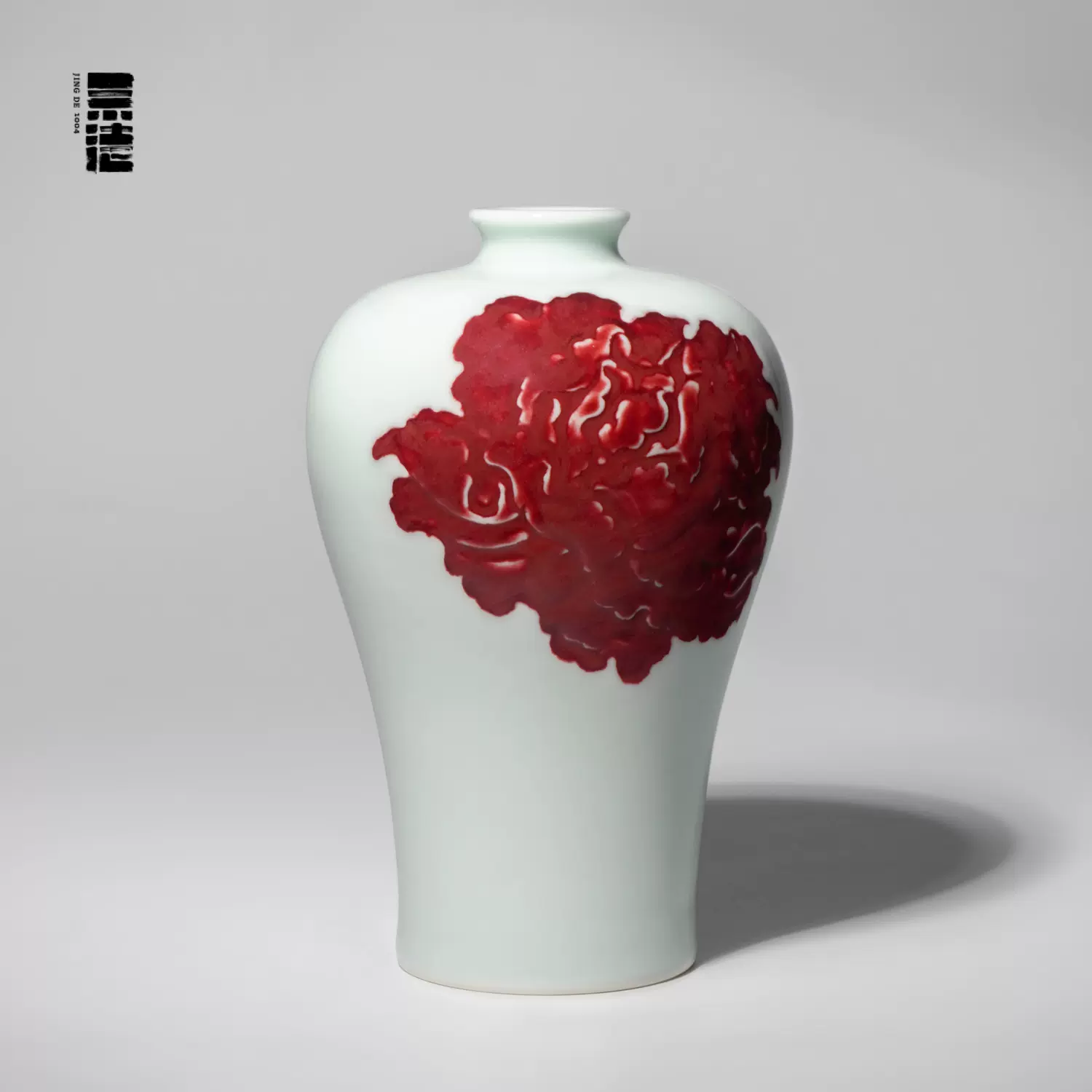 花卉　瓶　中国 中国青花大花瓶，20世纪初（乾隆年款）高42.5cm - Asian Antiques