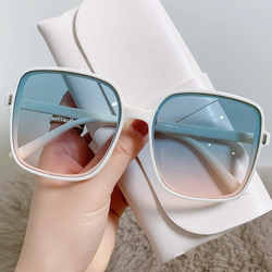Square Sunglasses for Women 2024 New Gradient Color Glasses Ladies Trendy Uv Protection Driving Sunglasses