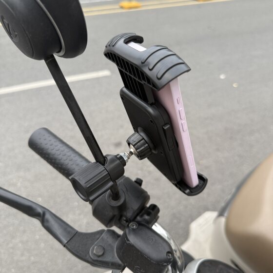 
No-disassembly rearview mirror motorcycle mobile phone holder electric vehicle reflector mobile phone holder takeaway riding navigation tool-free