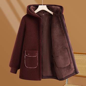 Good quality mother winter clothes ferret plus velvet thickened hooded jacket warm medium-length lamb velvet grandma cotton jacket
